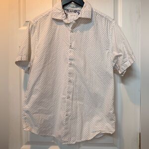 Short-Sleeve White Button-Down Shirt with Navy Micro diamond shape Print